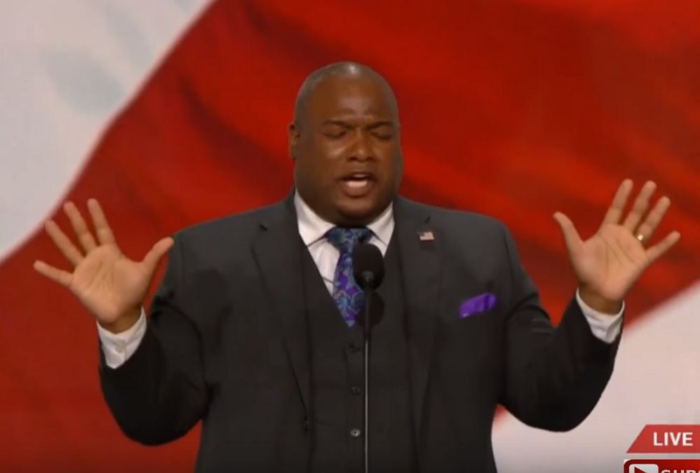 Pastor Mark Burns: ‘We Are Tired of Those Race-Baiting Democrats’