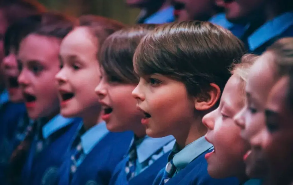 Children s Choir Singing National Anthem Told To Stop Inside Capitol