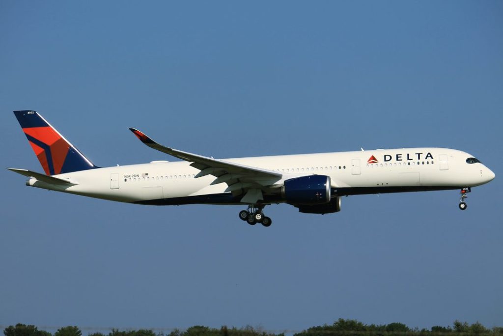Delta Air Lines Denies Claims of Training Failures by Crew of Crashed Toronto Flight