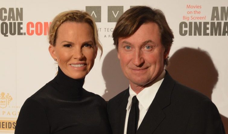 Gretzky’s Wife Responds to Criticism from Canadians Over Trump Association
