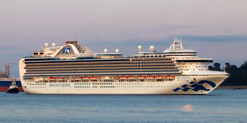 16 Injured as Luxury Cruise Tilts 14 Degrees in Rough Sydney Waters