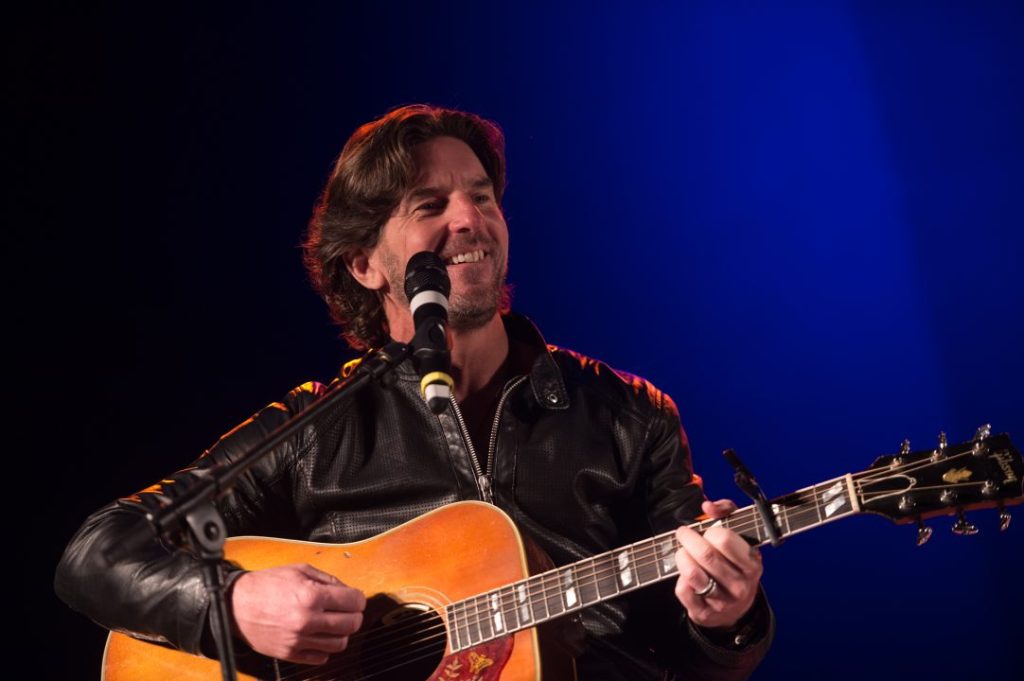 Country Hitmaker Brett James Dies in Private Plane Crash