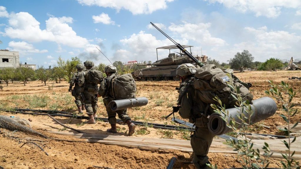 Ceasefire Begins, Israeli Forces Pull Back in Gaza
